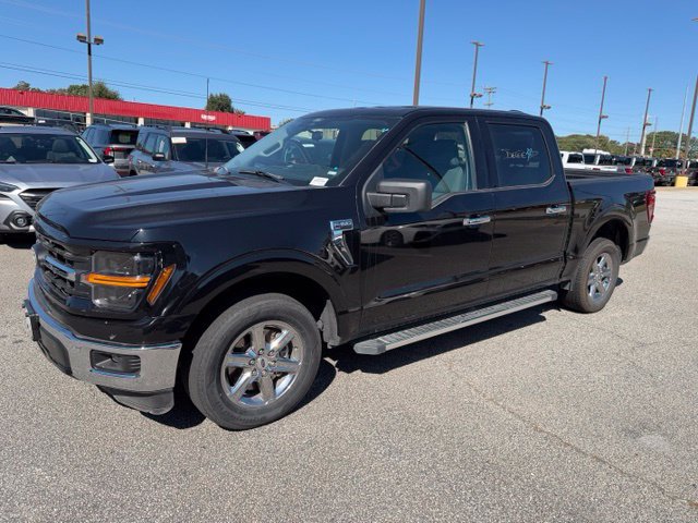 Used 2025 Ford F150 XLT w/ Equipment Group 301A Standard RWD image 2