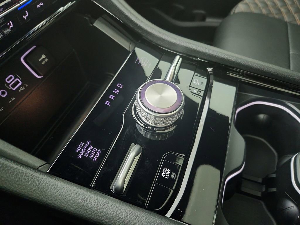 New 2025 Jeep Grand Cherokee L Summit image 29