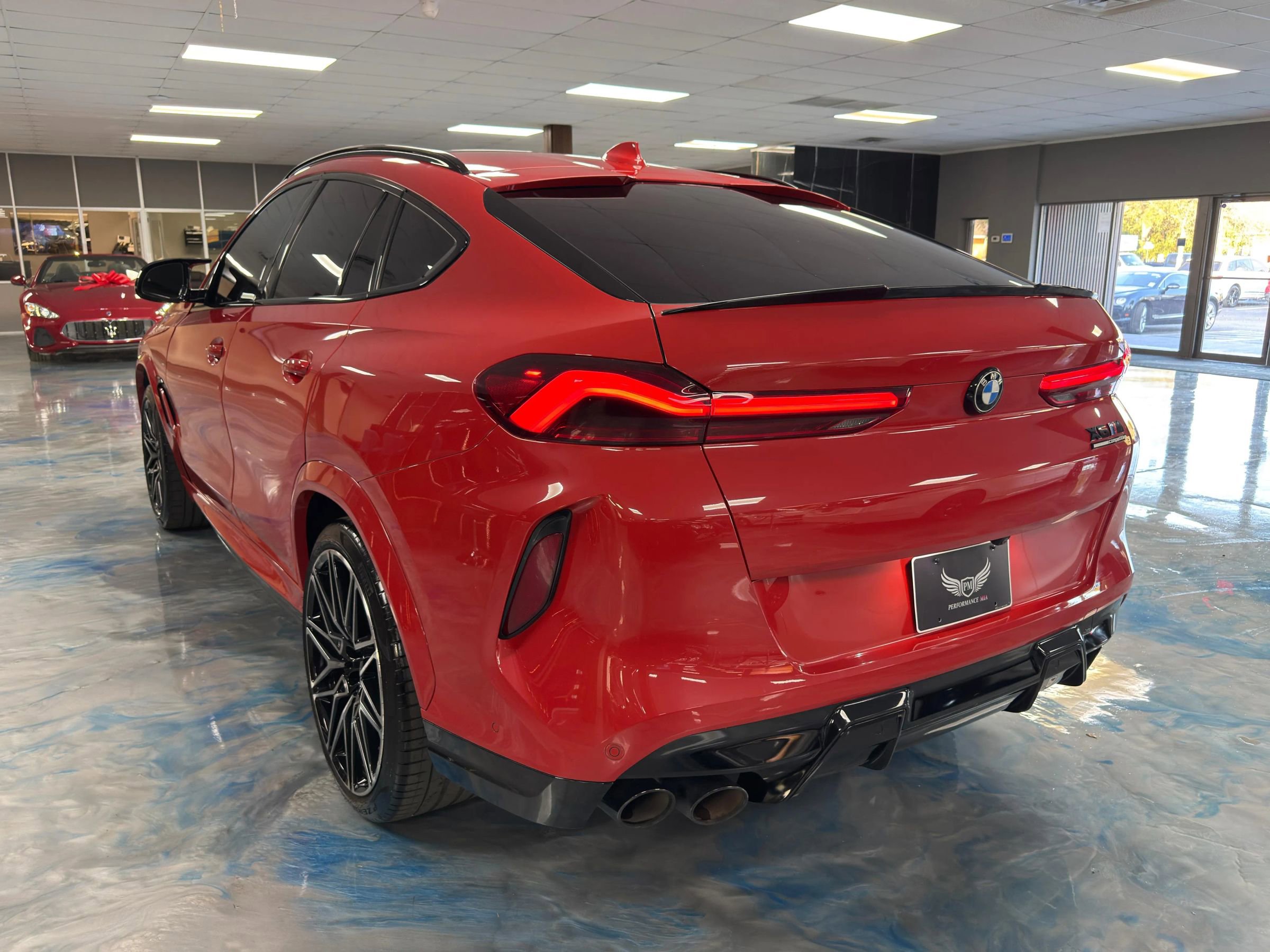 Used 2020 BMW X6 M Competition w/ Executive Package image 7