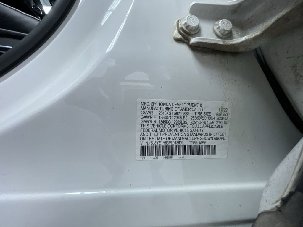 Used 2023 Acura MDX SH-AWD w/ Advance Package image 18