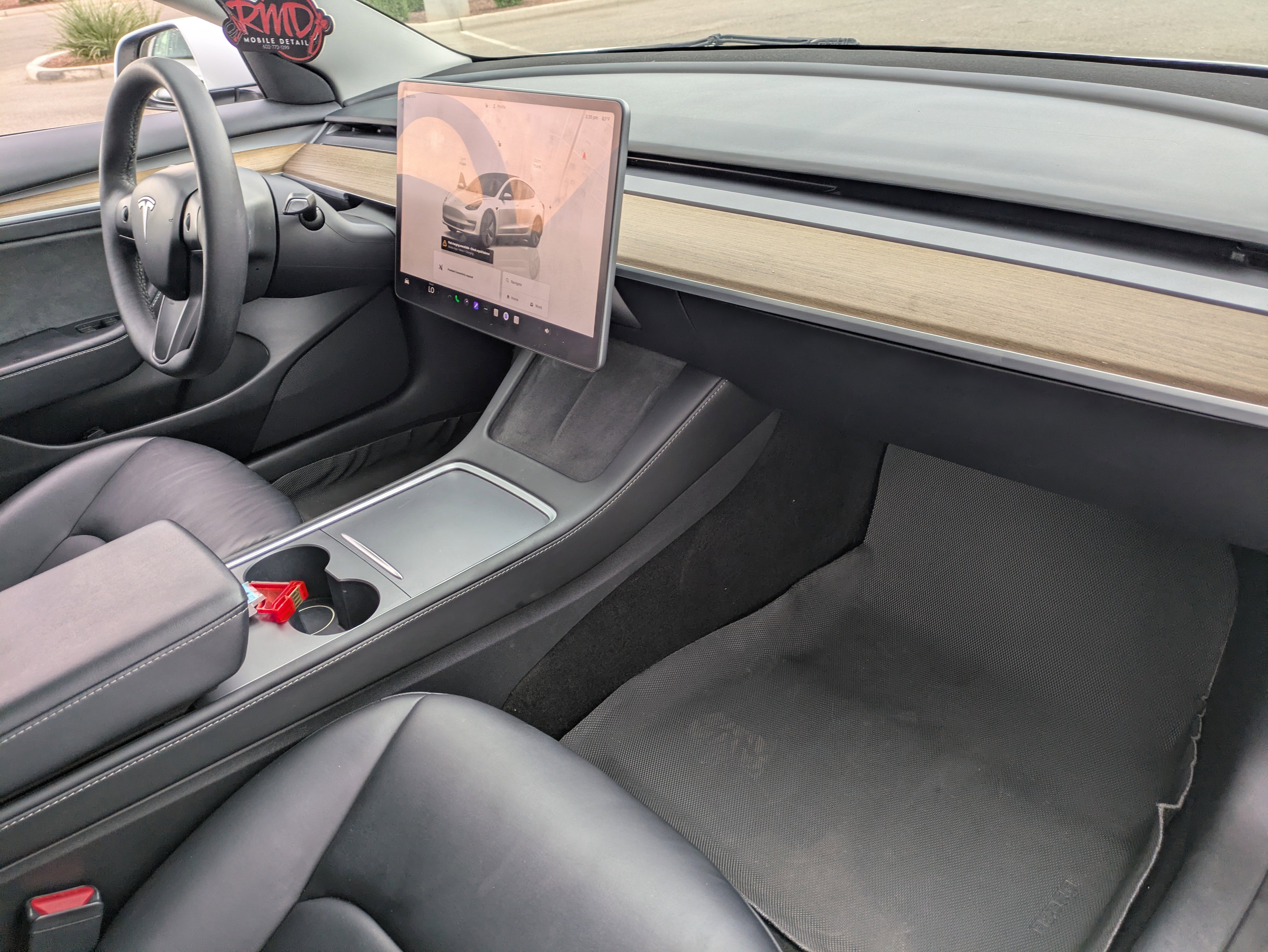 Used 2023 Tesla Model 3 Standard Range image 12