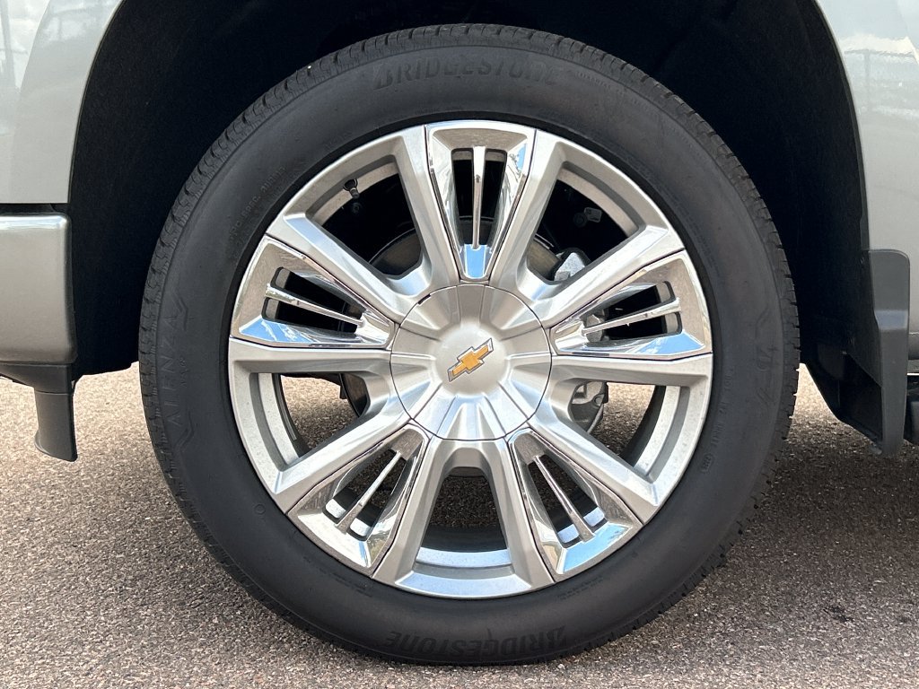 New 2026 Chevrolet Silverado 1500 High Country AWD/4WD image 28