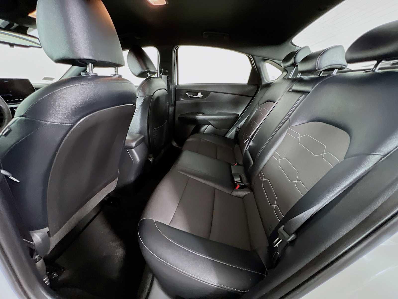 Used 2023 Kia Forte GT-Line FWD image 24