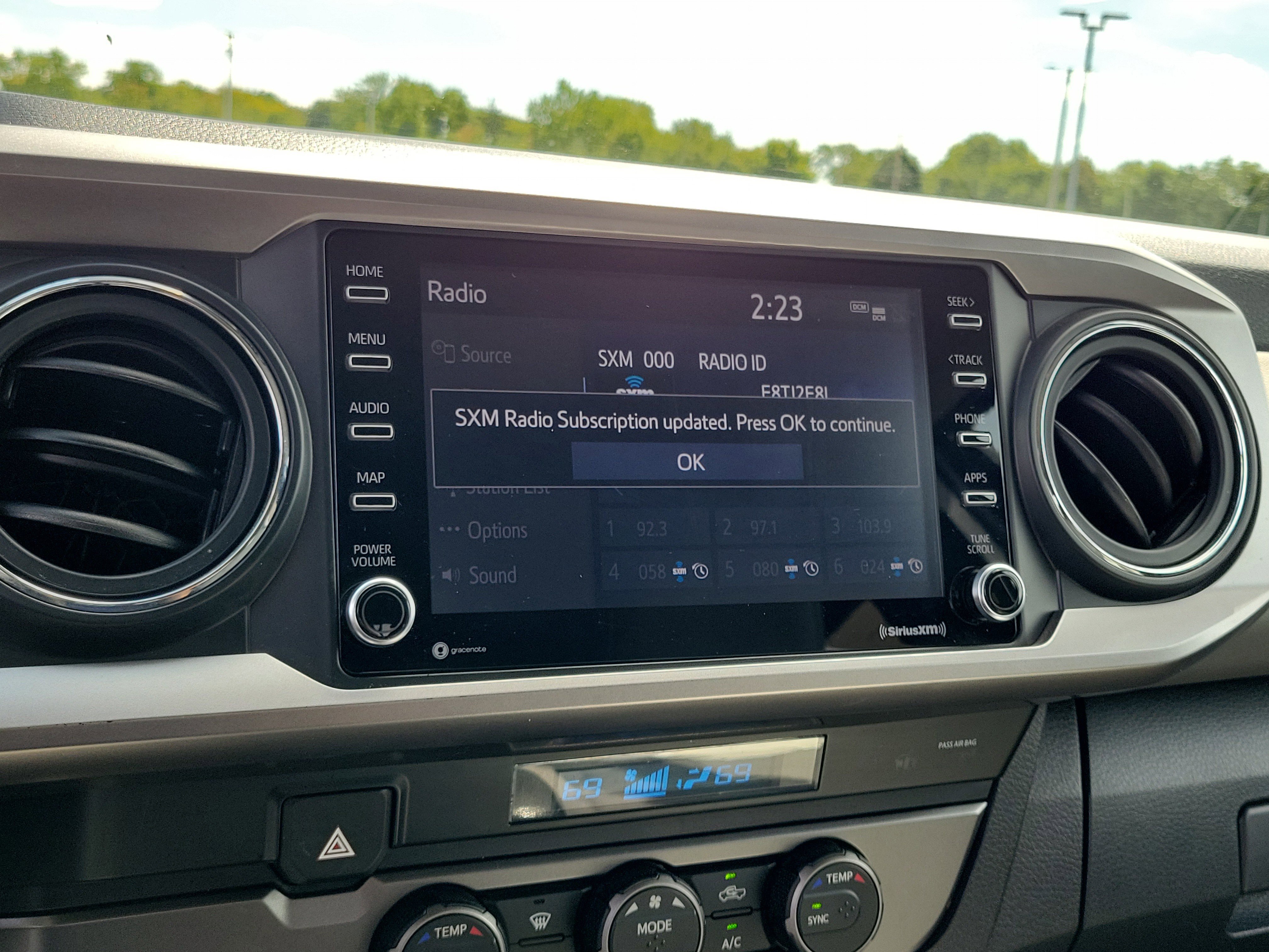 Used 2022 Toyota Tacoma SR5 image 22