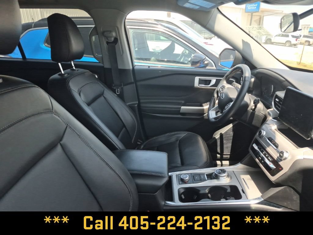 Used 2023 Ford Explorer XLT w/ Equipment Group 202A AWD/4WD image 26