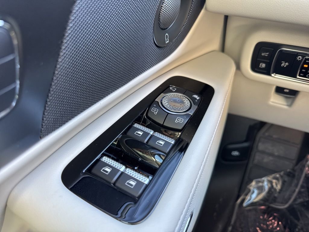 New 2026 Lincoln Nautilus Premier w/ Equipment Group 102A image 10