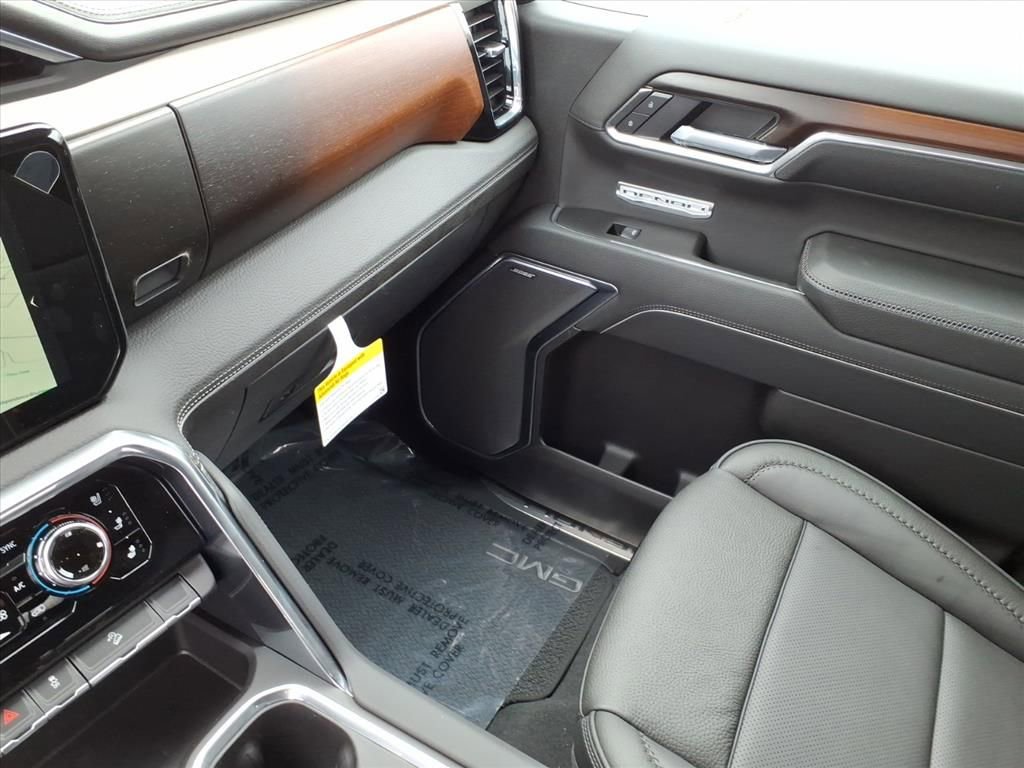 New 2026 GMC Sierra 1500 Denali w/ Denali Reserve Package image 18