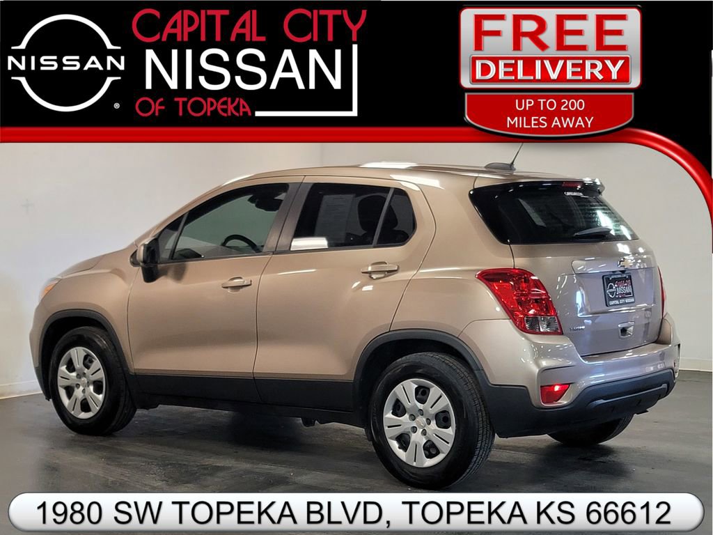 Used 2018 Chevrolet Trax LS image 23