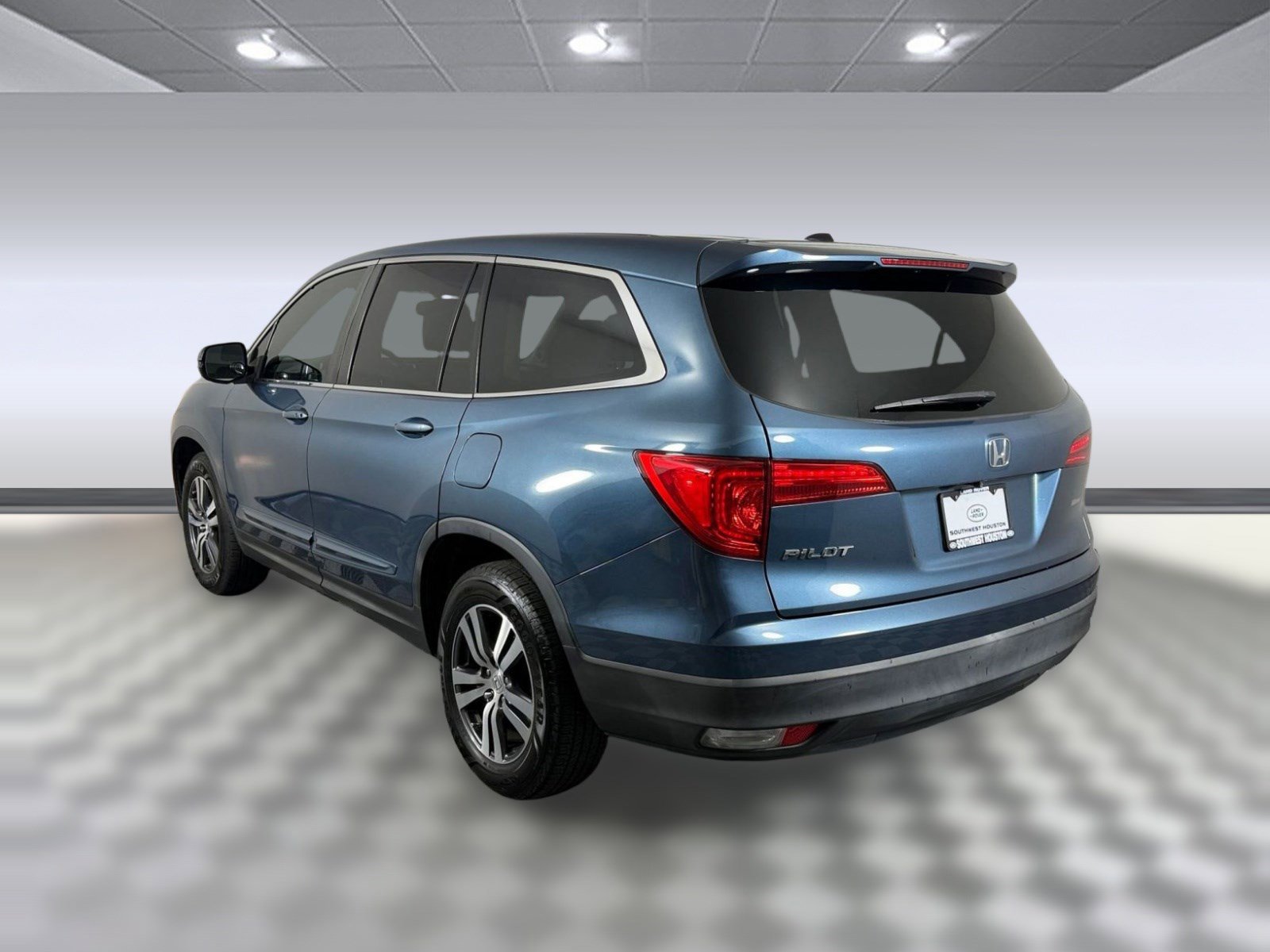 Used 2017 Honda Pilot EX-L image 3