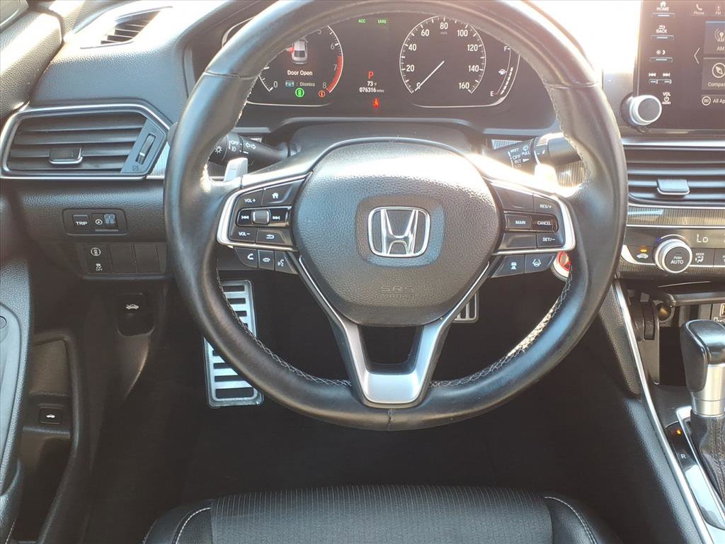 Used 2018 Honda Accord Sport image 5