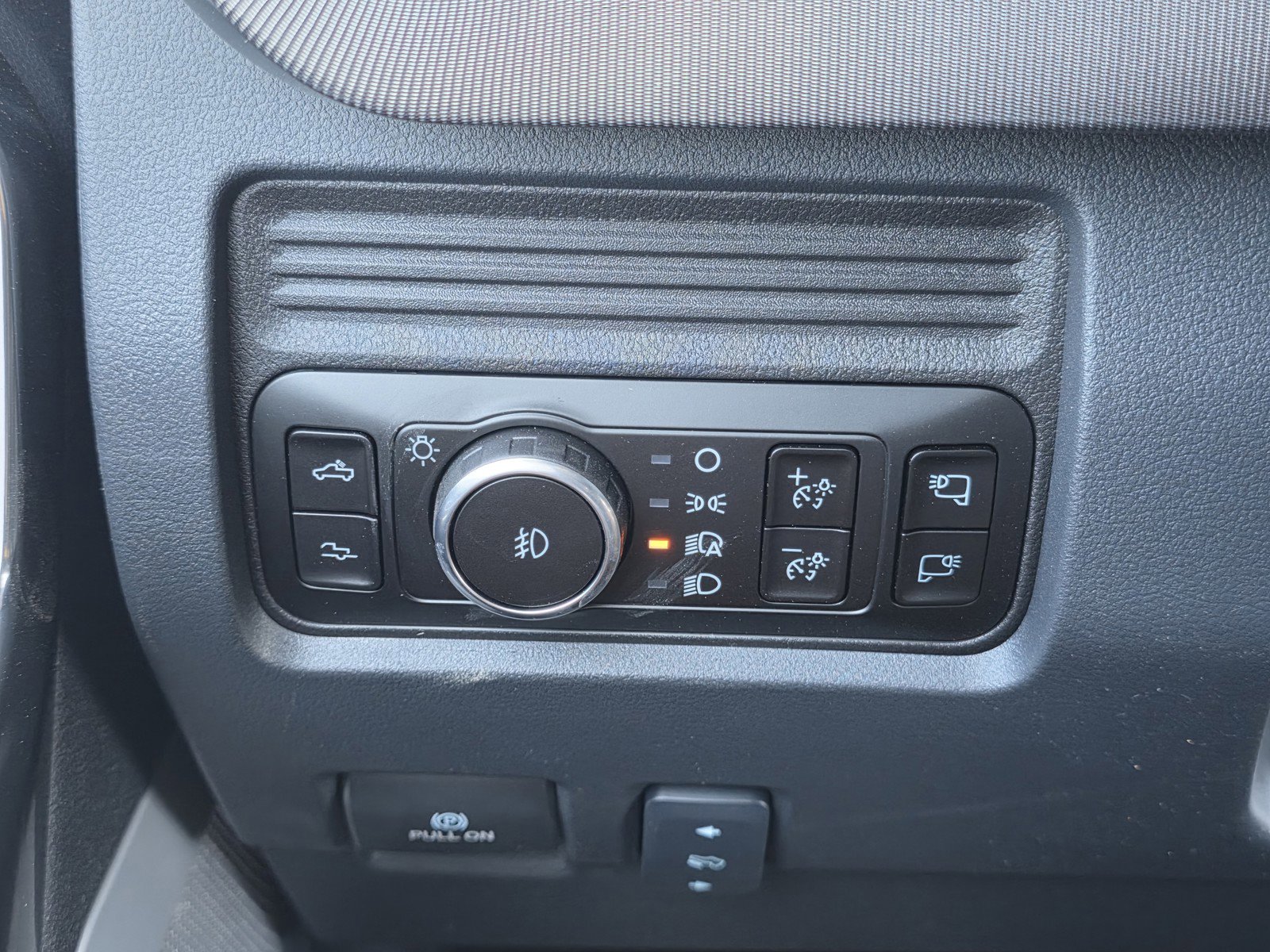 New 2026 Ford F250 Platinum image 29