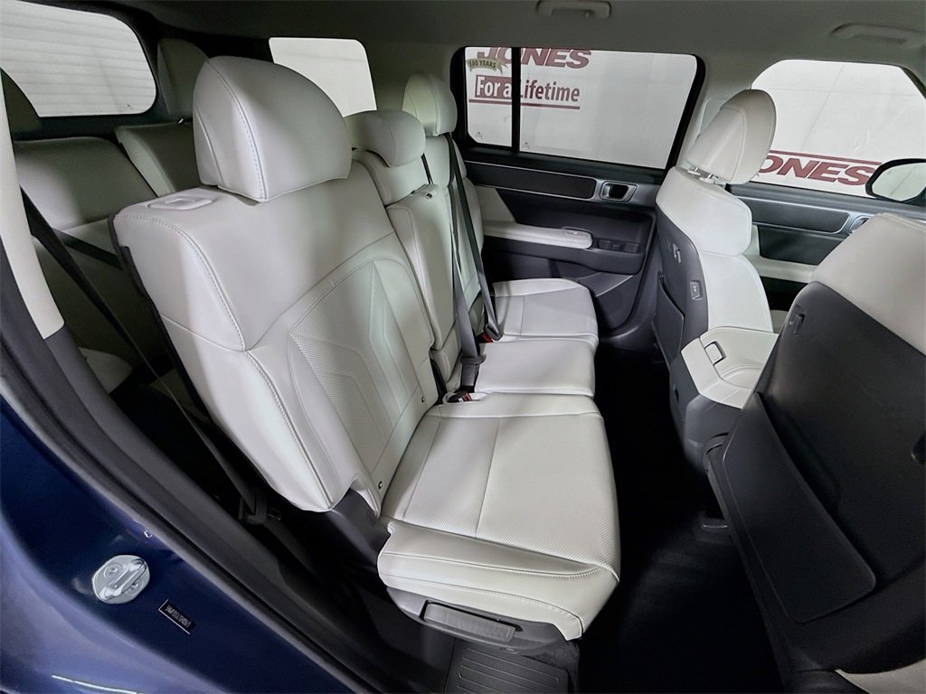 Used 2025 Hyundai Santa Fe SEL w/ Tow & Go Package image 29