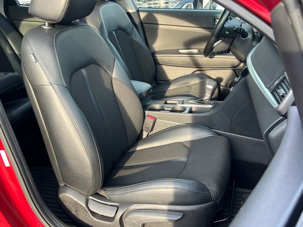 Used 2019 Kia Optima S w/ S Panoramic Sunroof Package image 12