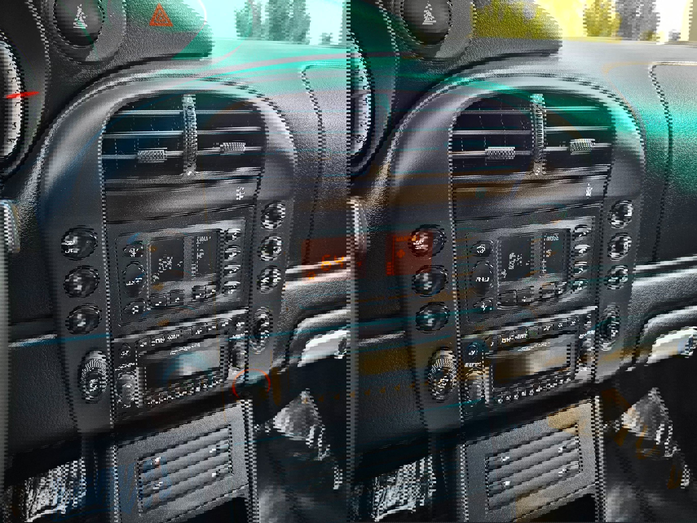 Used 2004 Porsche 911 Cabriolet image 28