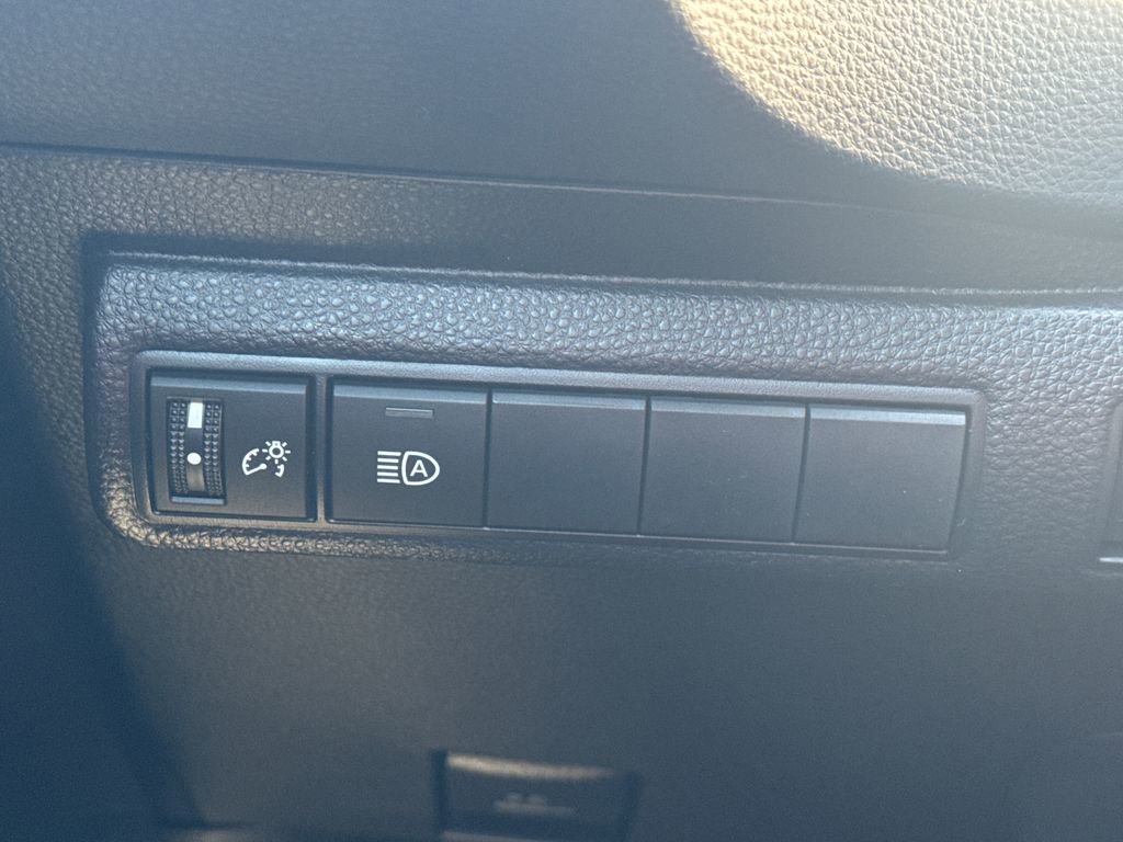 New 2026 Toyota Corolla LE FWD image 34