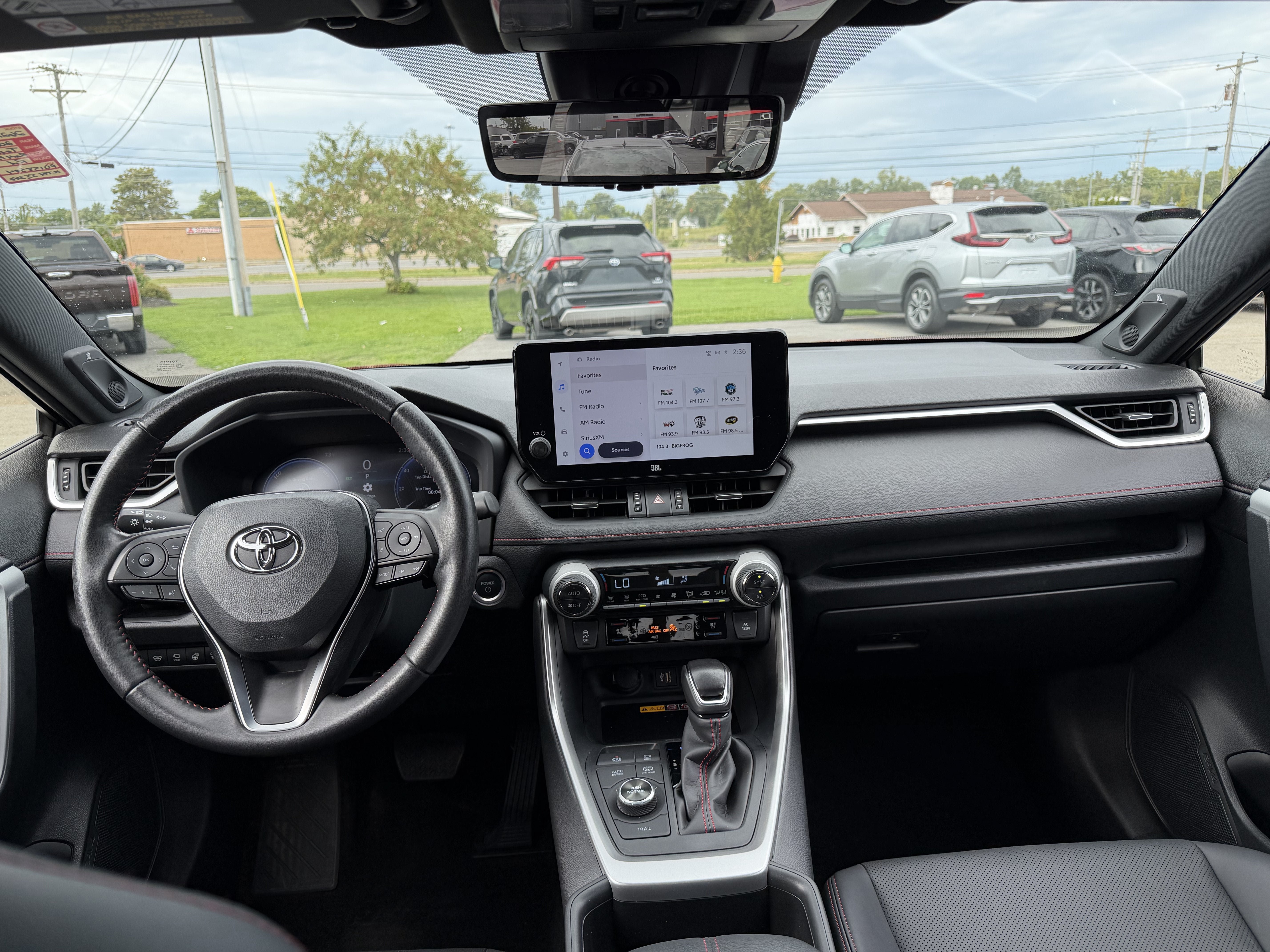 Used 2023 Toyota RAV4 XSE w/ Premium Package AWD/4WD image 13