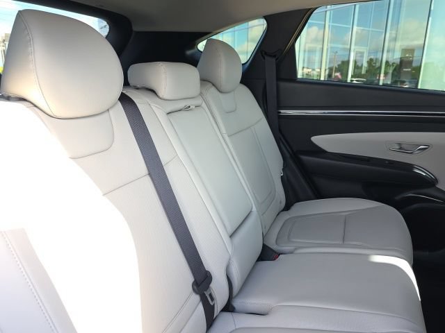 Certified 2024 Hyundai Tucson SEL w/ Convenience Package FWD image 9