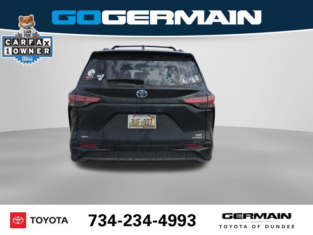 Used 2022 Toyota Sienna XSE AWD/4WD image 10