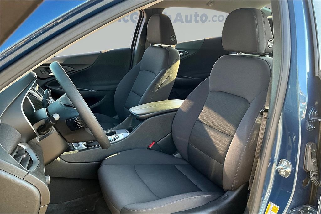 Used 2024 Chevrolet Malibu LT image 19