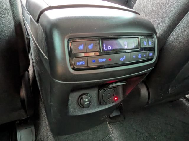 Used 2025 Hyundai Palisade Limited FWD image 19