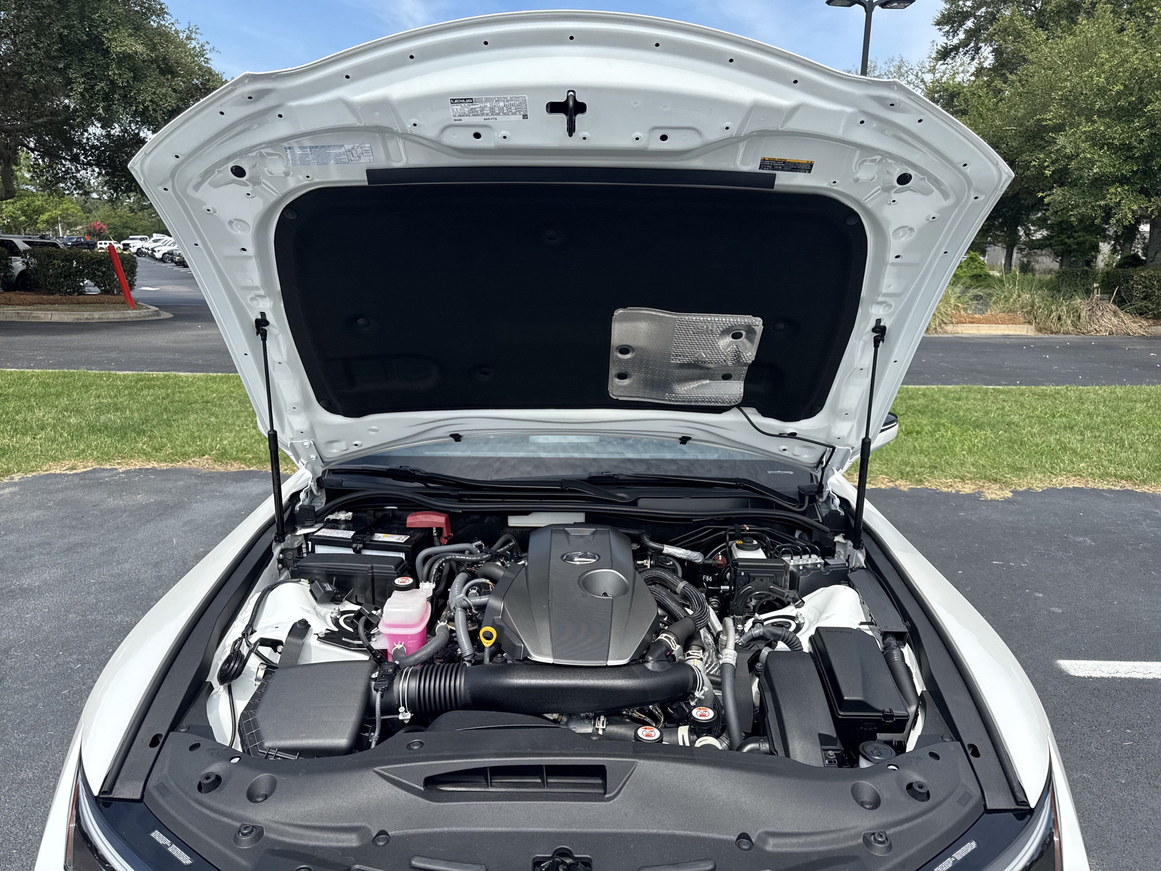 Used 2025 Lexus IS 300 w/ Comfort Package RWD image 43