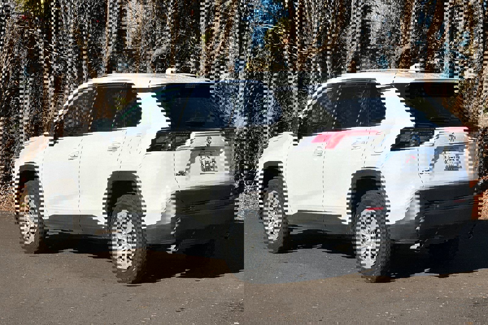 Used 2024 Toyota RAV4 LE image 6