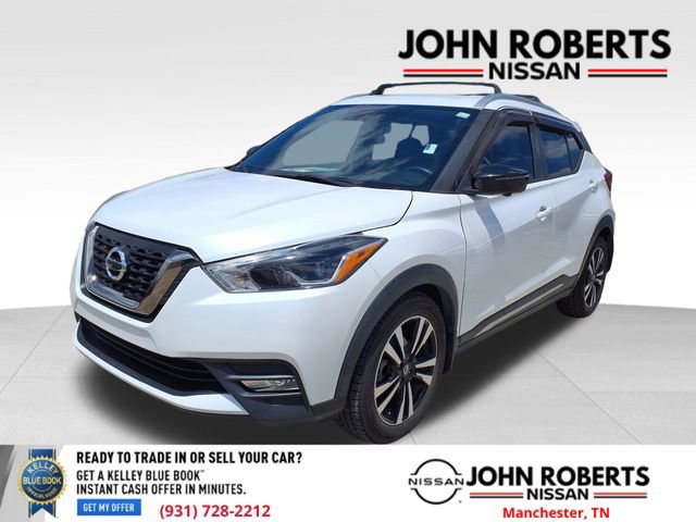 Used 2019 Nissan Kicks SR w/ SR Premium Package FWD image 11