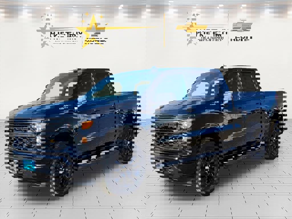 New 2026 Chevrolet Silverado 1500 Custom image 1