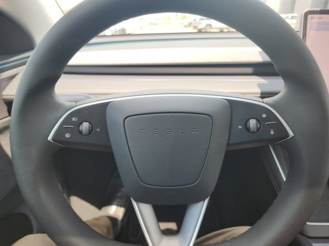 Used 2026 Tesla Model Y Long Range AWD/4WD image 31