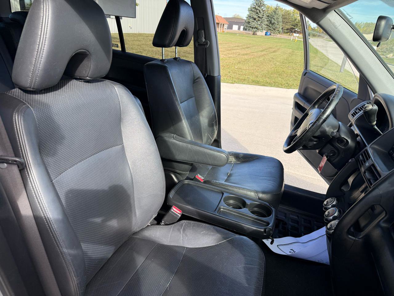 Used 2005 Honda CR-V EX image 24