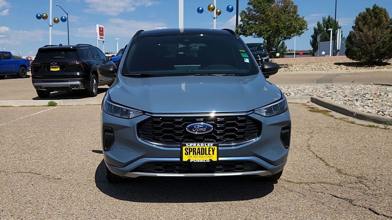 Used 2023 Ford Escape ST-Line w/ Tech Pack #1 image 3