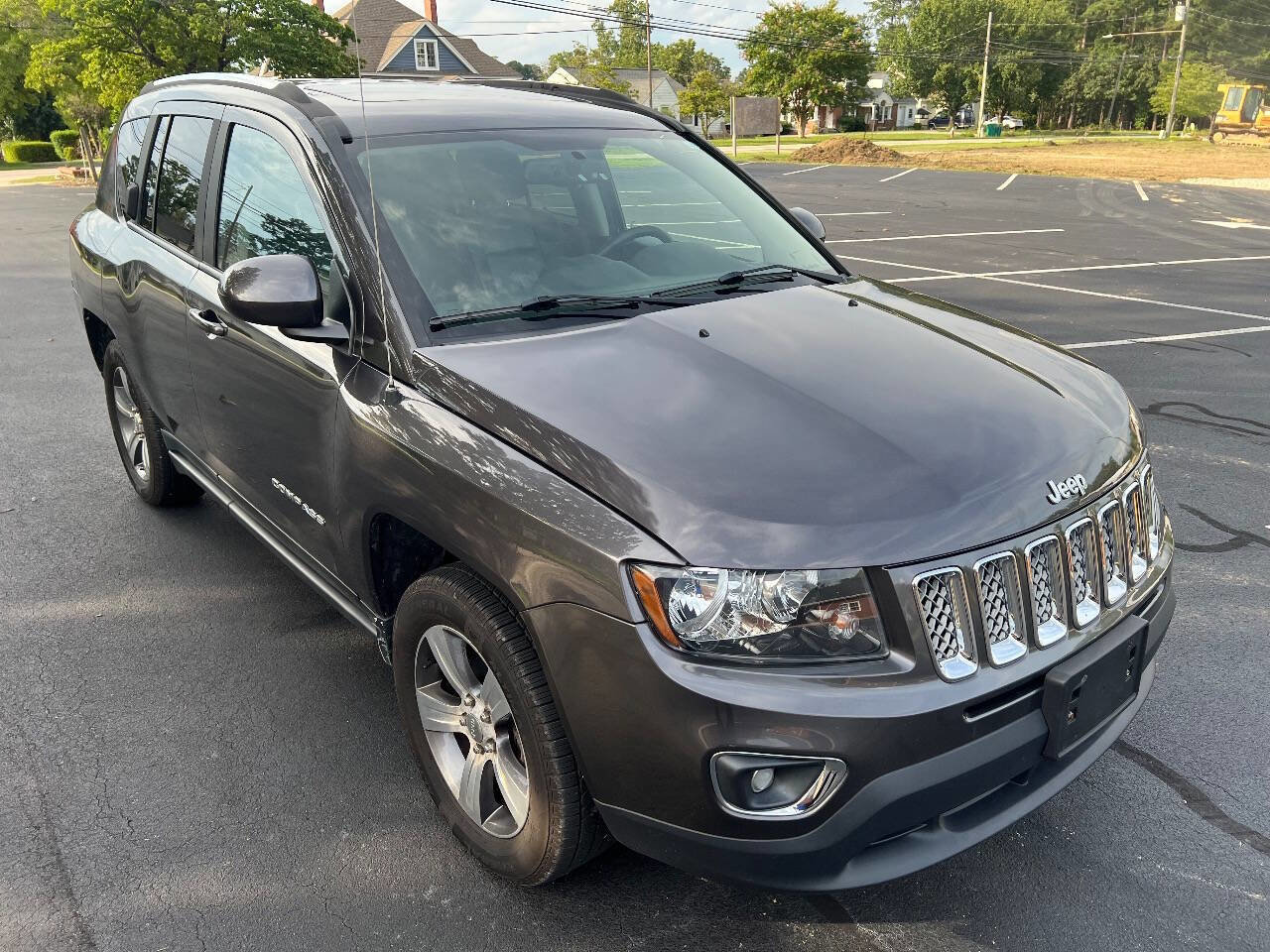 Used 2017 Jeep Compass High Altitude image 3
