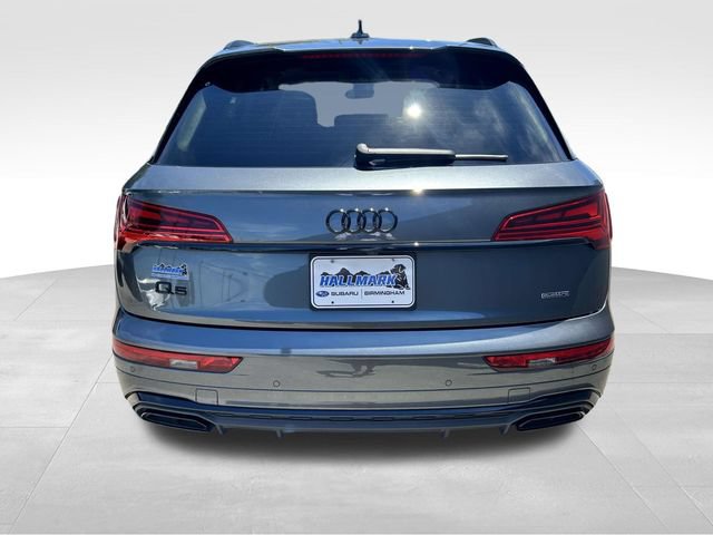 Used 2023 Audi Q5 e Premium Plus w/ Premium Plus Package AWD/4WD image 3