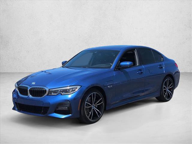 Used 2022 BMW 330e w/ M Sport Package RWD video 4