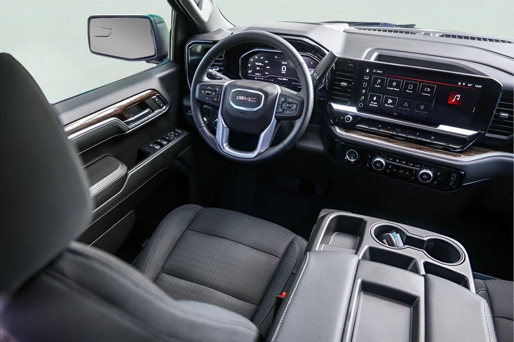 Used 2024 GMC Sierra 1500 Elevation image 28
