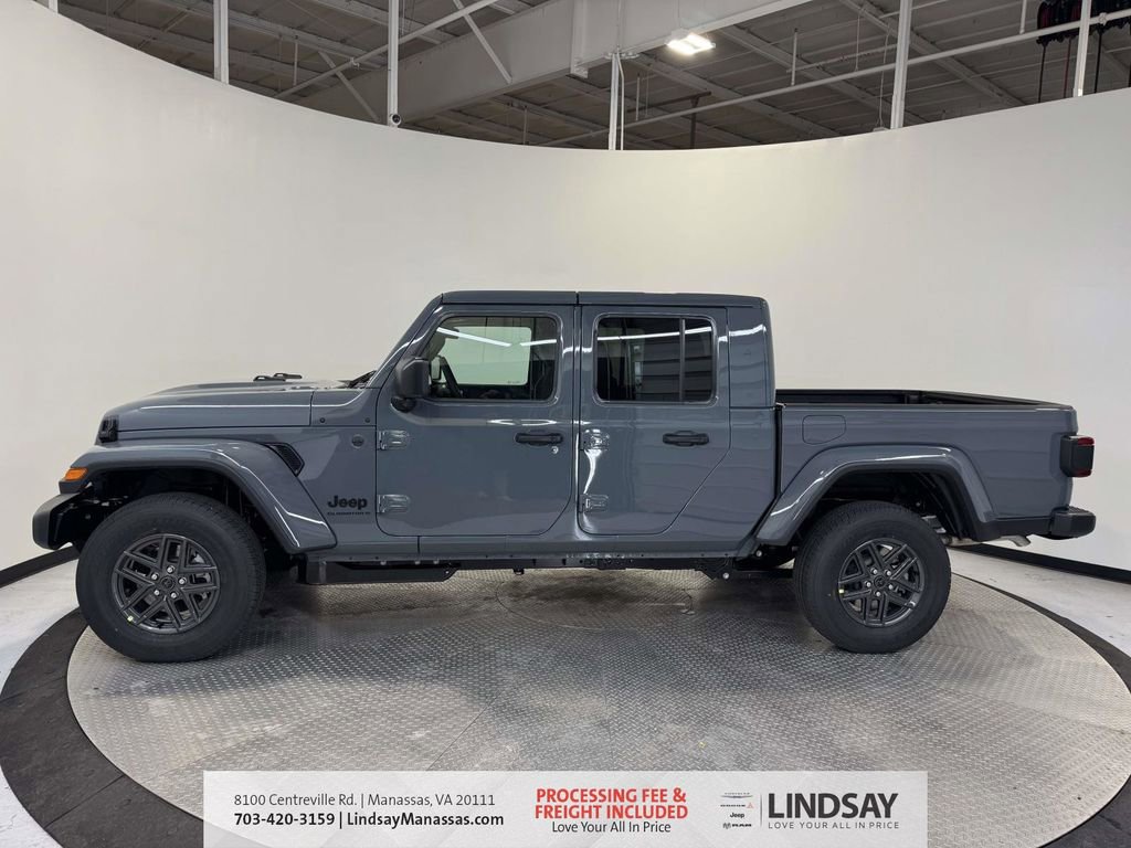 New 2026 Jeep Gladiator Sport AWD/4WD image 5