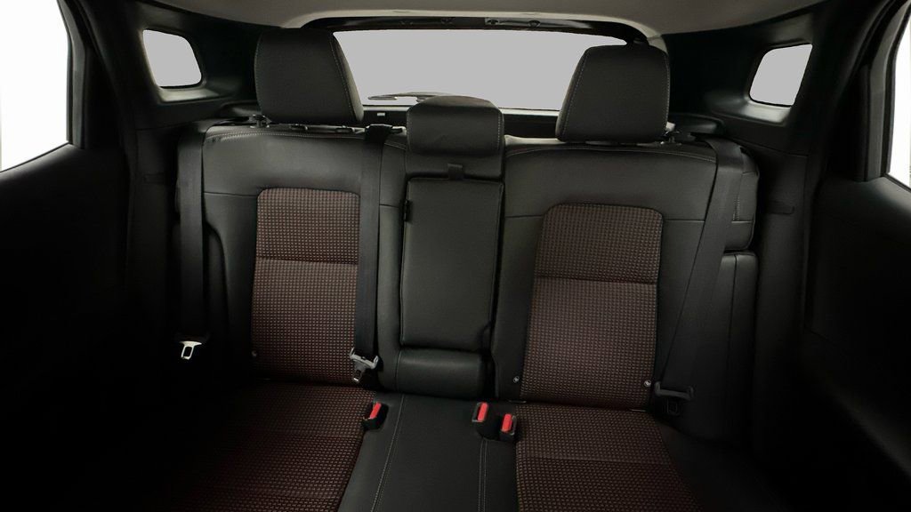 New 2025 Nissan Kicks SR w/ SR Premium Package image 15