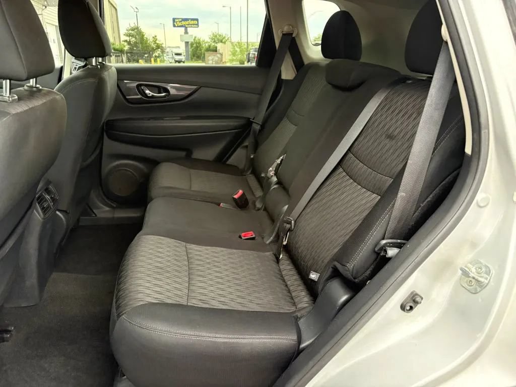 Used 2018 Nissan Rogue S w/ S Value Package AWD/4WD image 19
