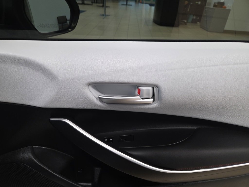 Used 2023 Toyota Corolla SE image 19