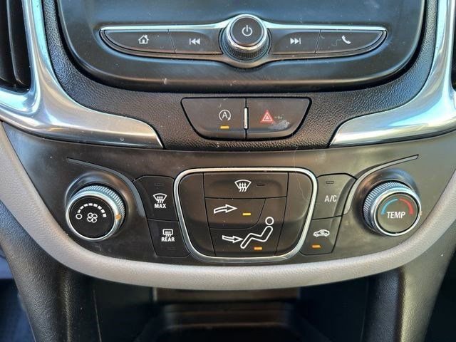 Used 2022 Chevrolet Equinox LS w/ LS Convenience Package image 28