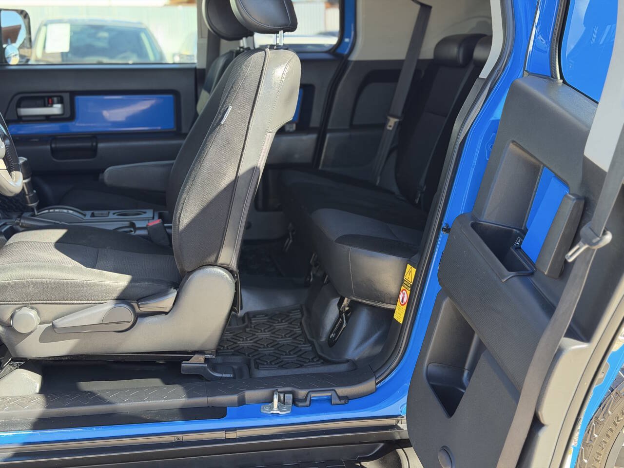 Used 2007 Toyota FJ Cruiser 4WD image 16