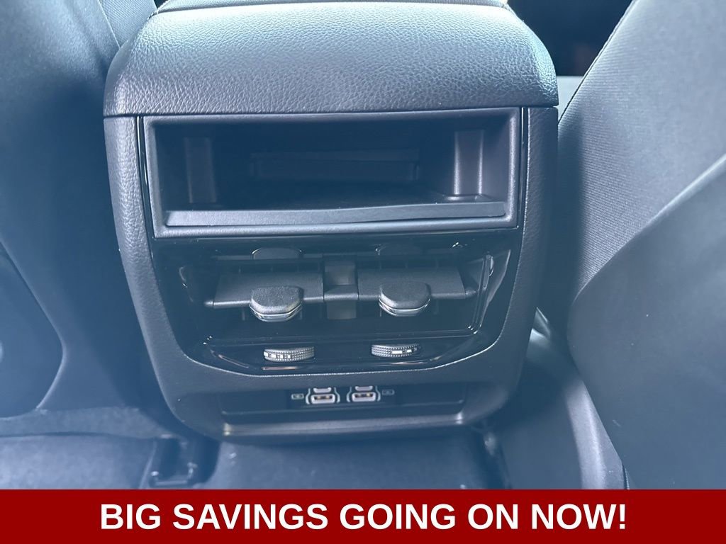 New 2025 Jeep Grand Cherokee Laredo X image 39