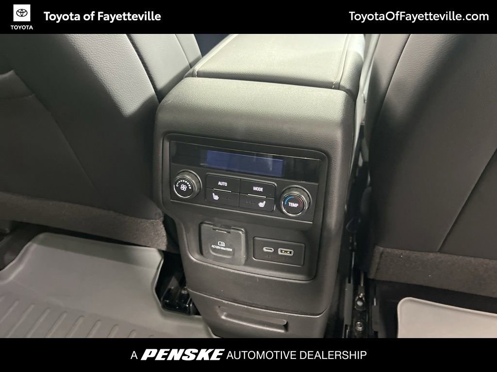 Used 2023 GMC Acadia Denali w/ Denali Ultimate Package FWD image 12