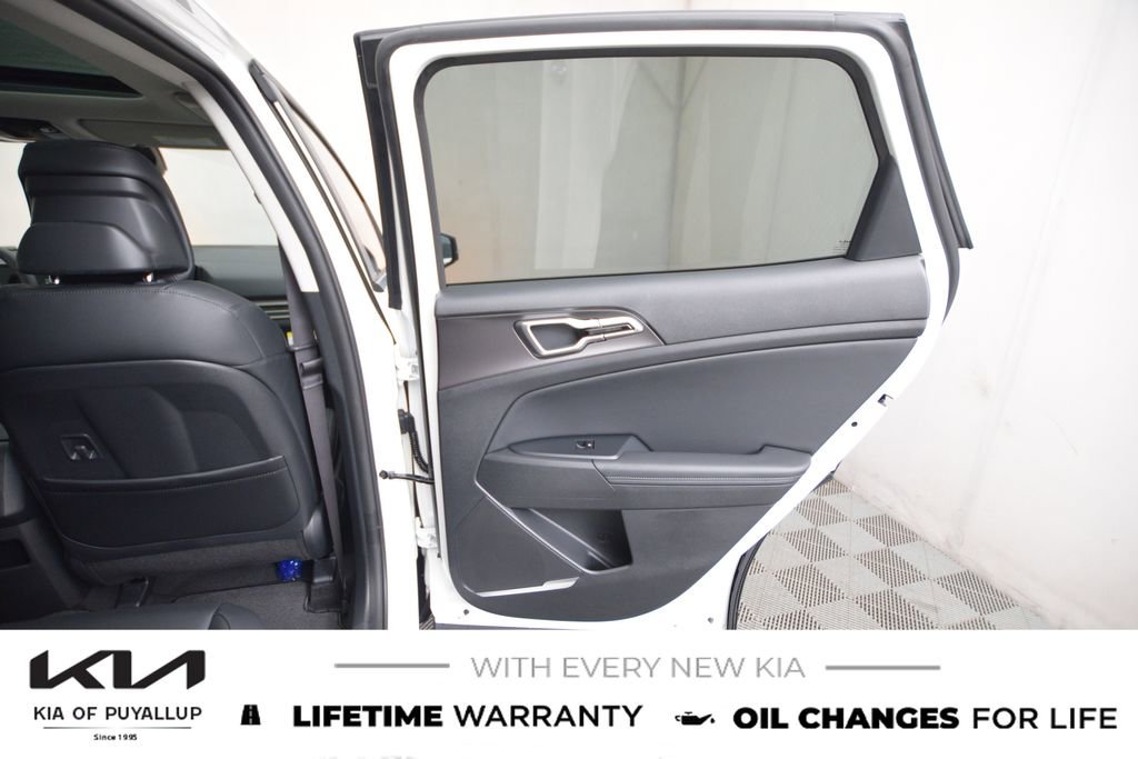 New 2026 Kia Sportage EX image 13