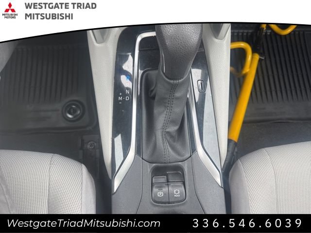 Used 2022 Toyota Corolla Cross LE w/ Moonroof Package AWD/4WD image 23