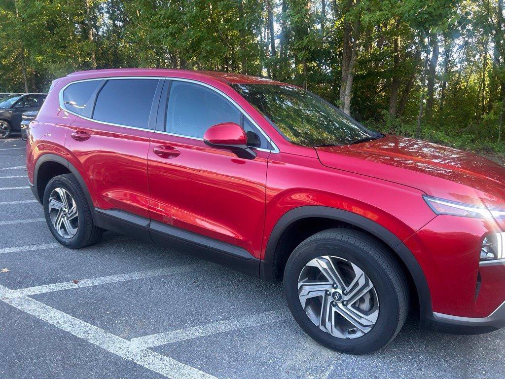 Used 2023 Hyundai Santa Fe SE w/ Cargo Package AWD/4WD image 5