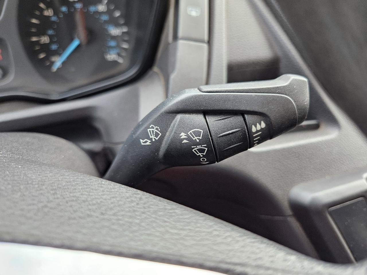 Used 2018 Ford Transit 350 XL image 38