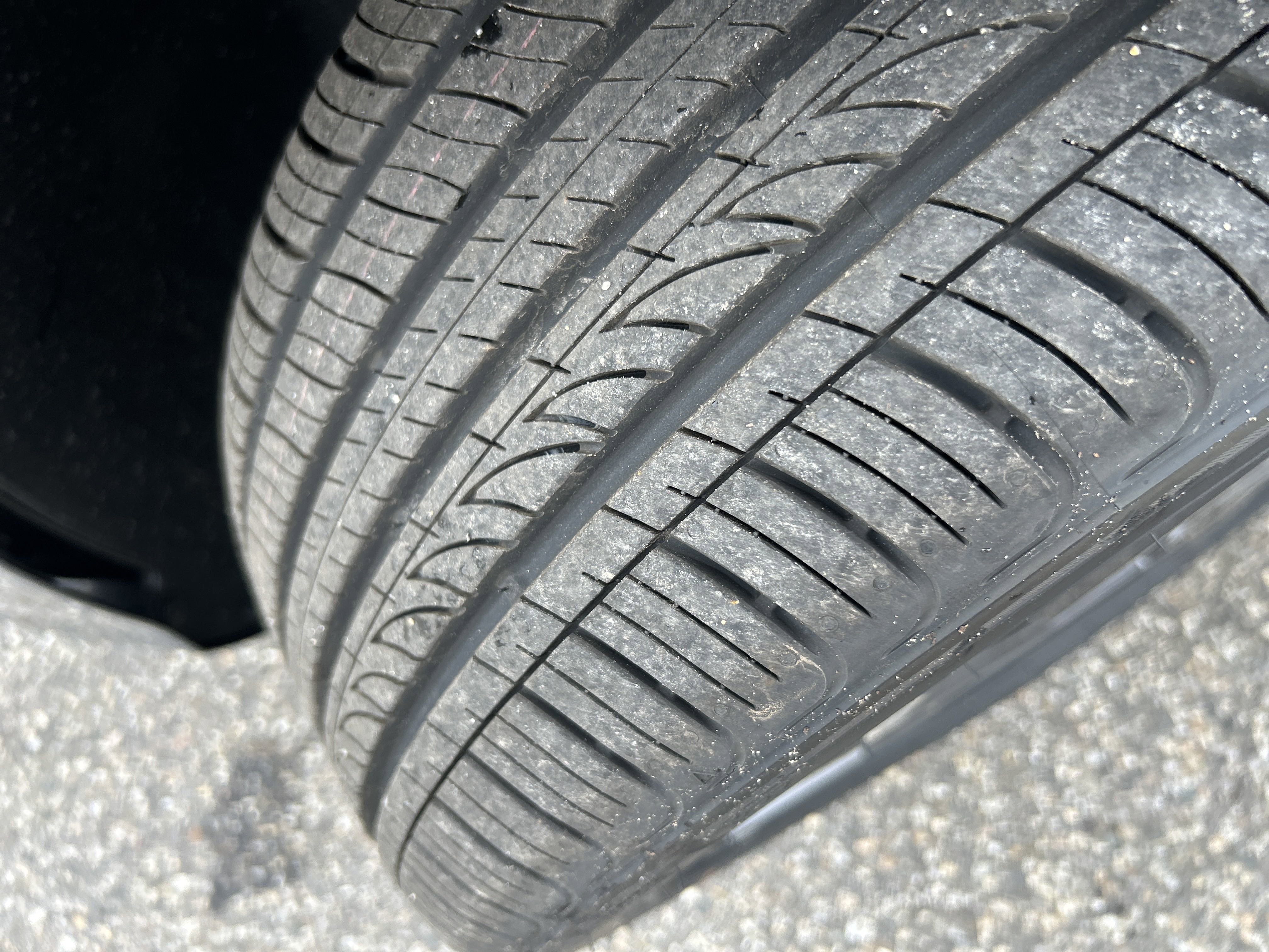 Used 2025 Hyundai Elantra Sport image 13