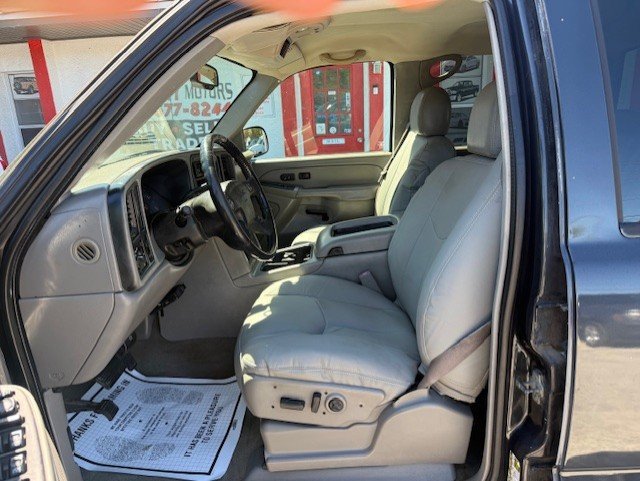 Used 2005 GMC Sierra 2500 SLT image 9