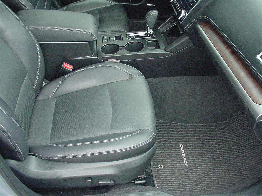 Used 2018 Subaru Outback 2.5i Limited image 29